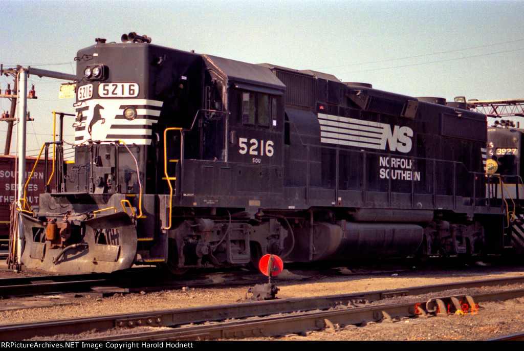 NS 5216